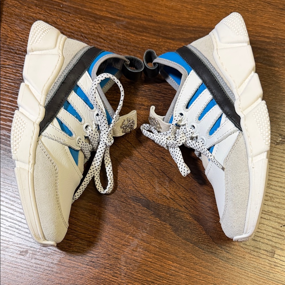 Roberto Cavalli Kids White Sneakers with Blue & Black Accents - Picture 2 of 11